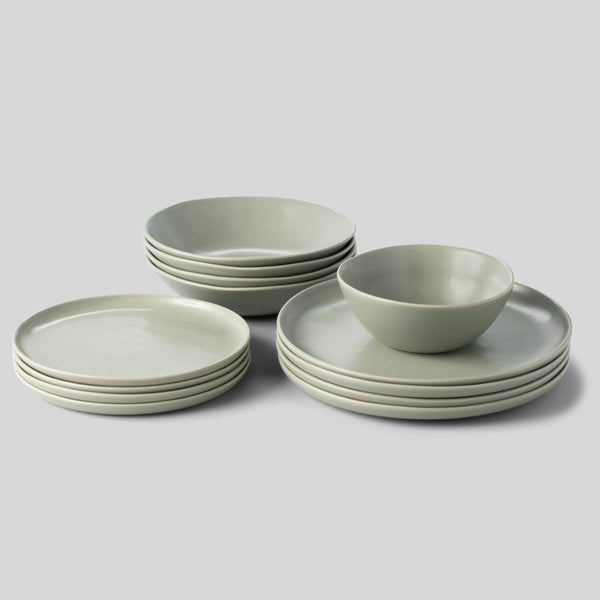 Fable Base Dinnerware Set in Beachgrass Green